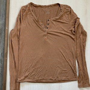 American Eagle Soft & Sexy Long Sleeve Top